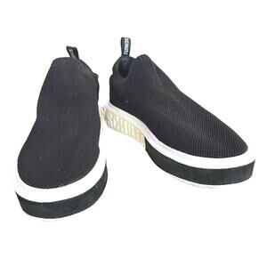 Schutz Women's Black Slip-On Sneakers Size 10B‎ Casual Flats